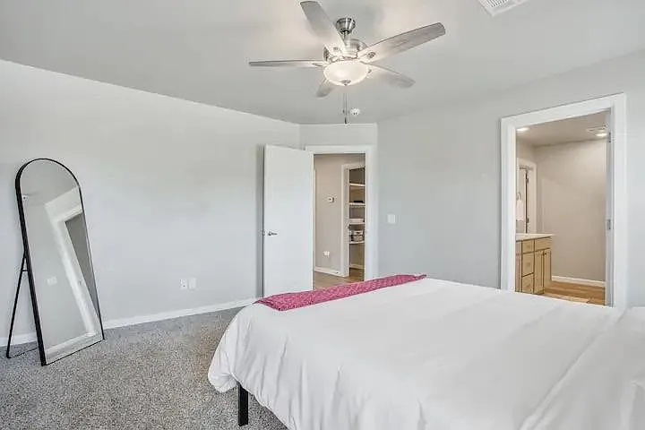 13517 Vinita Dr — Photo 12