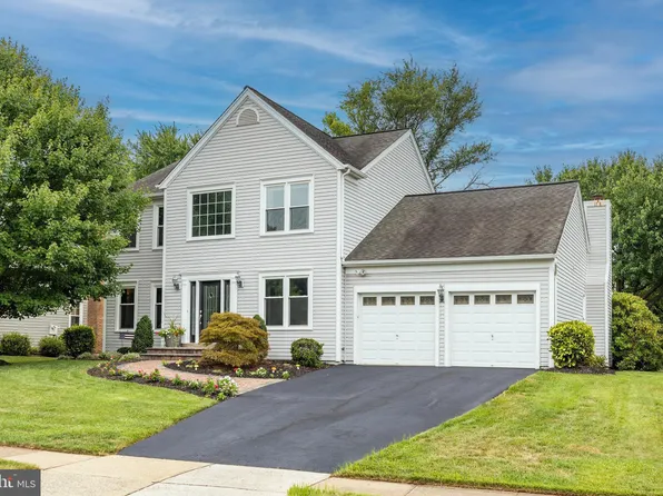3548 Armfield Farm Dr, Chantilly, VA 20151