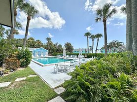 13509 S Indian River Dr