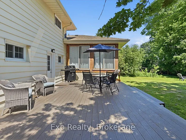48 Melrose Cres — Photo 31