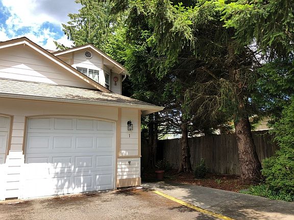 3rd image of 22634 44th Ave W APT 1