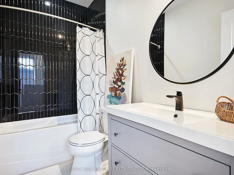144 Florence St — Photo 26