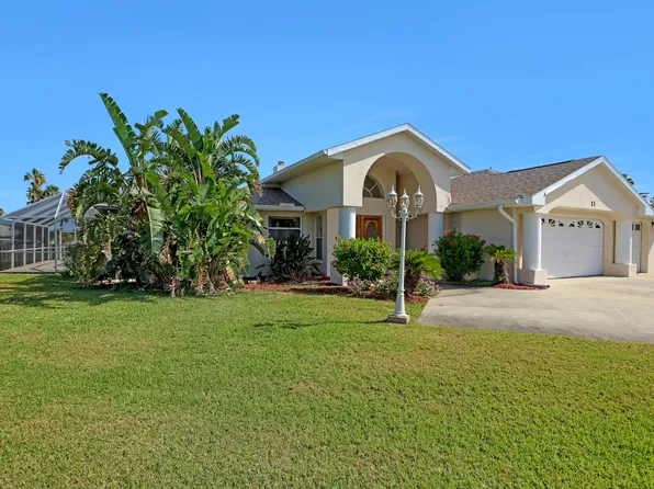 13 Harbor Cir, Cocoa Beach, FL 32931
