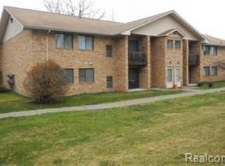 29660 Clarita St #37, Livonia, MI