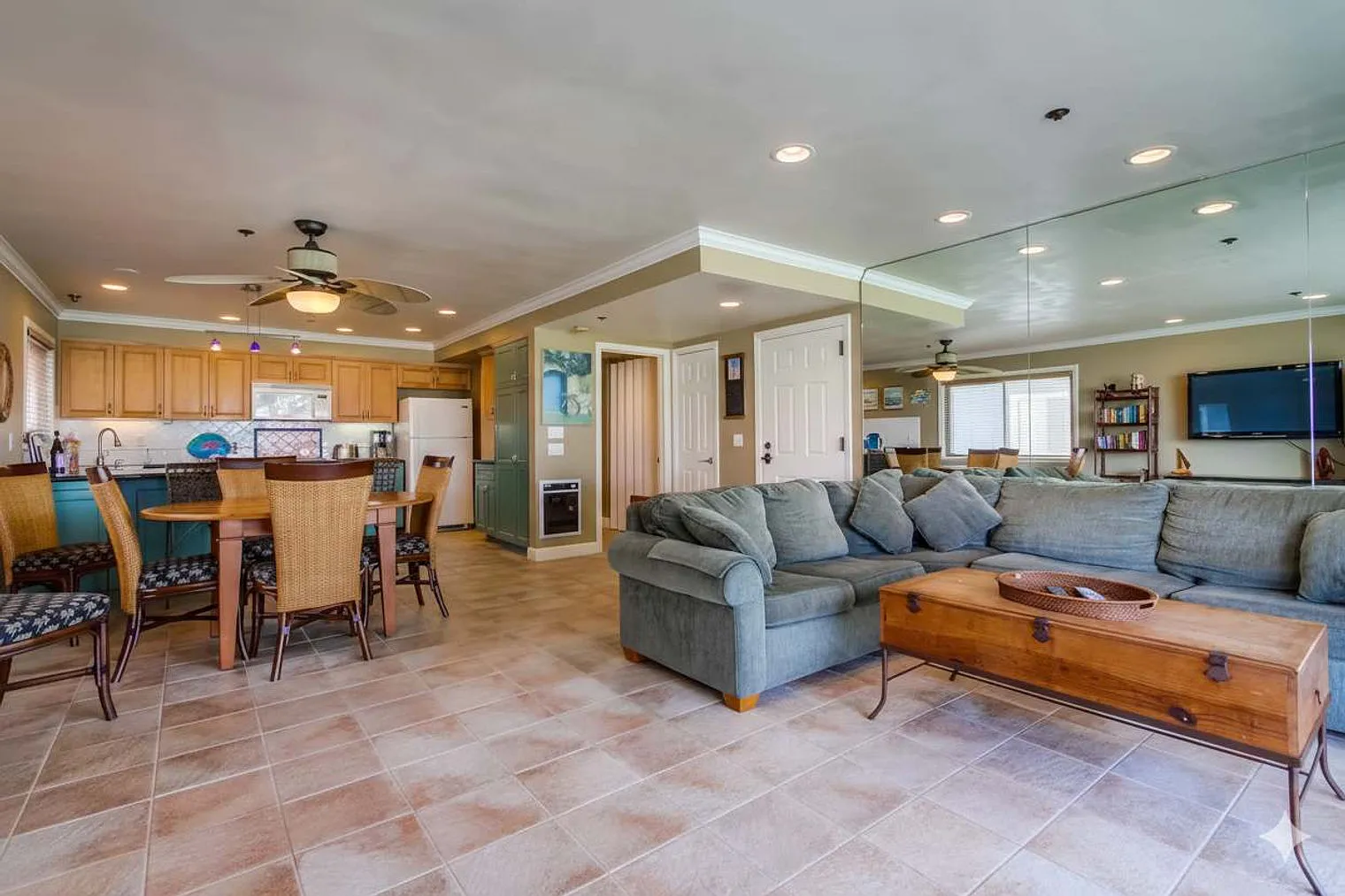 3 bed, 2.0 bath, 1162 sqft, $14,354 — Photo 2