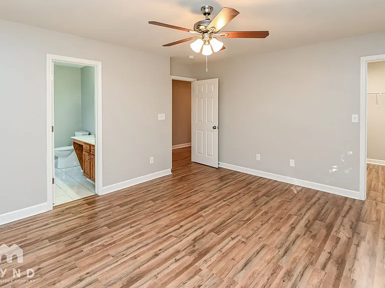 222 Kendra Dr SW — Photo 8
