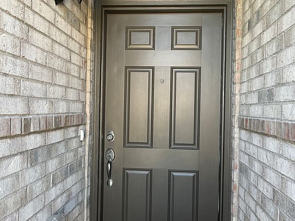 2nd image of 401 Forsyth Dr