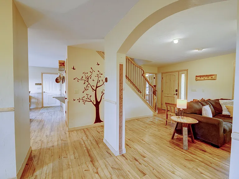 370 Kelhi Ct — Photo 17