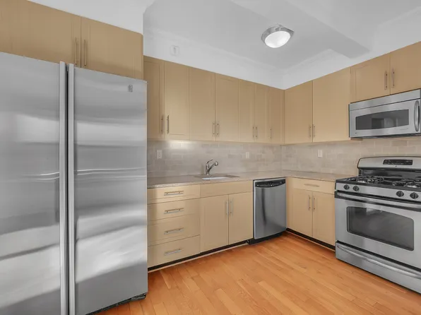 41 Park Avenue image 5 of 9