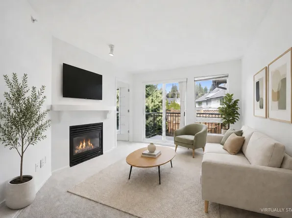 1100 E 29th St #363, North Vancouver, BC V7K 3E4