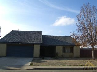 4101 Vaughn Way, Bakersfield, CA 93313