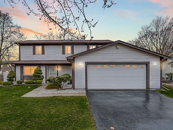 3rd image of 40 Huntingwood Rd