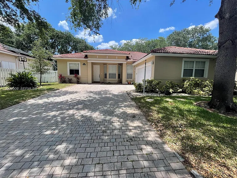 5263 SW 34th Way — Photo 32