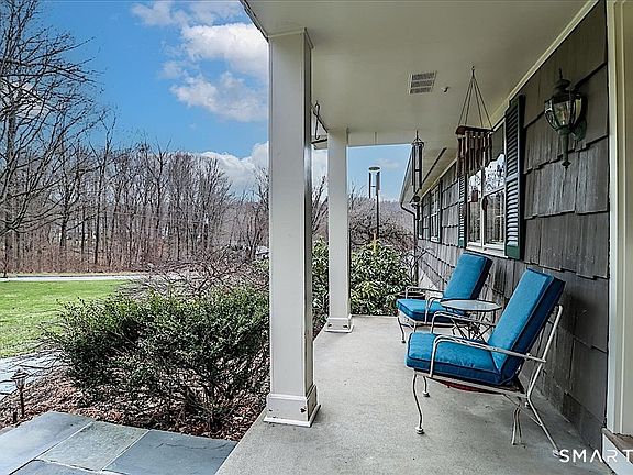 5th image of 3 Hawthorne Hill Road