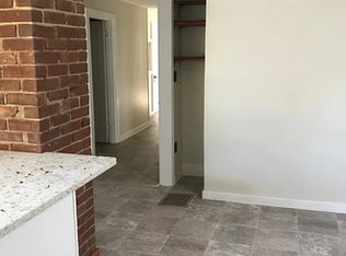 40 Kendrick Pl #3, Amherst, MA 01002