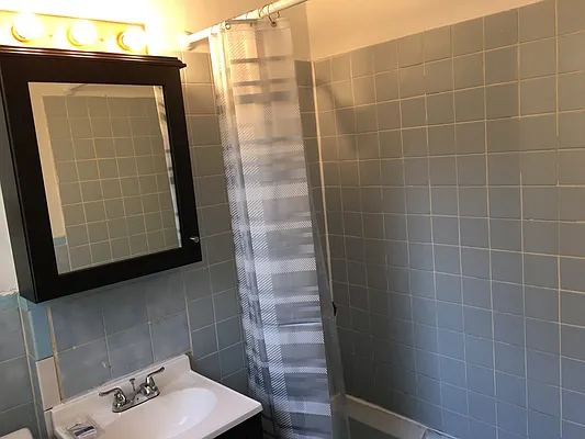 Rented by Blue Egg Realty Corp | media 32