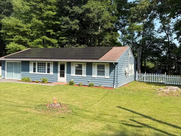 13 Pennywise Lane, Ledyard, CT 06339