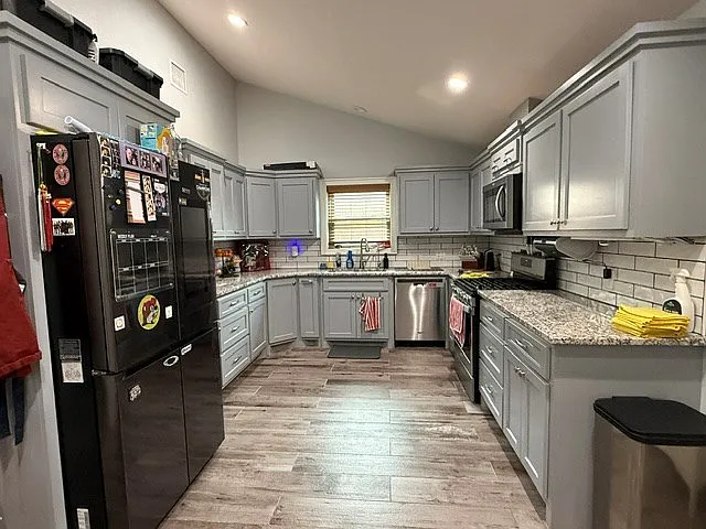 3508 Imperial Ave — Photo 14