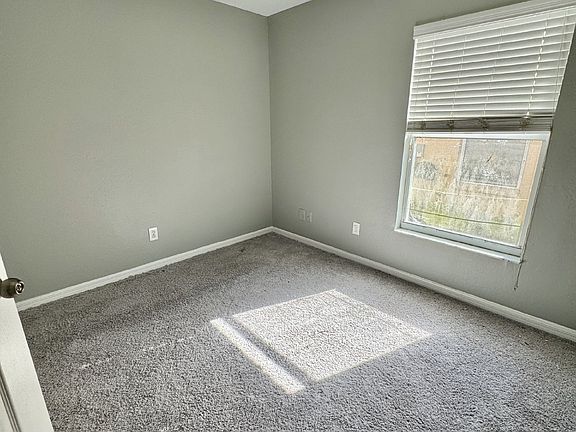 5th image of 11526 Crestlake Village Dr