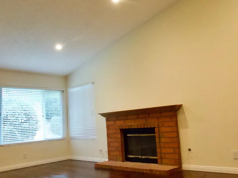 4019 Southhampton Rd — Photo 4