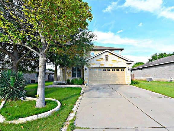 2nd image of 1102 Burgess Dr