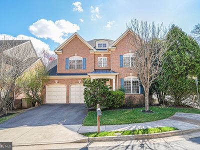 2185 Sandburg St, Dunn Loring, VA, 22027