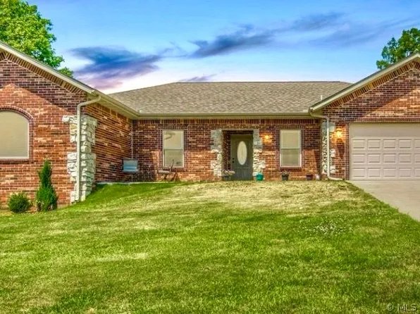 1111 N Scott Ave, Haskell, OK 74436