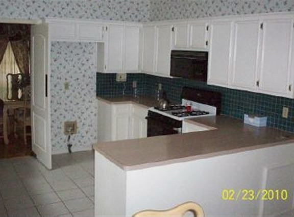 3rd image of 9625 Meadowcreek Dr