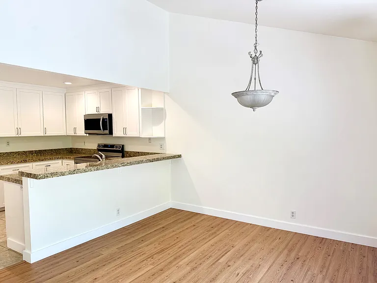 2214 Almaden Rd #B — Photo 6