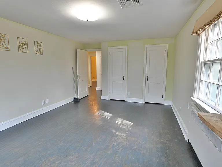 2302 Rudy Rd — Photo 36