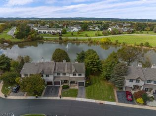 50 Elm Ter #50, Flemington, NJ 08822