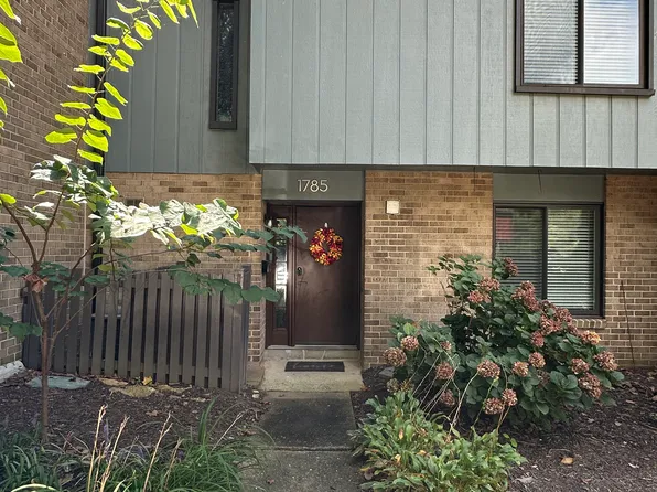 1785 Ivy Oak Sq, Reston, VA 20190