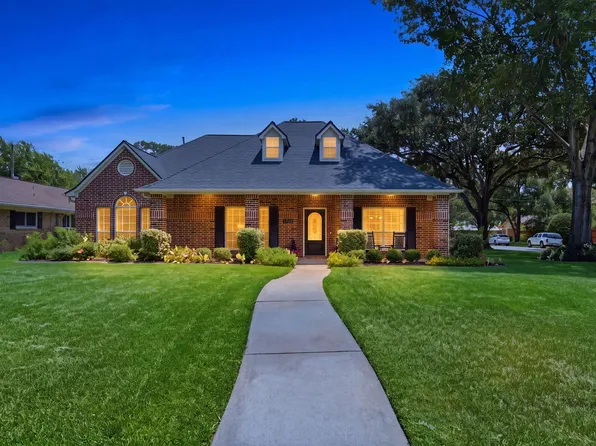 1002 Carnation St, Katy, TX 77493