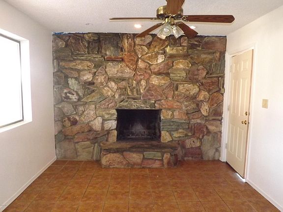 4th image of 1313 S San Marcos Dr