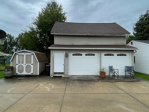 4th image of 739 Sandusky St