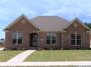 2339 Aldingham Dr SW, Decatur, AL 35603