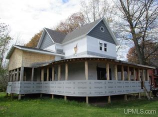 300 Greenland Rd, Ontonagon, MI 49953