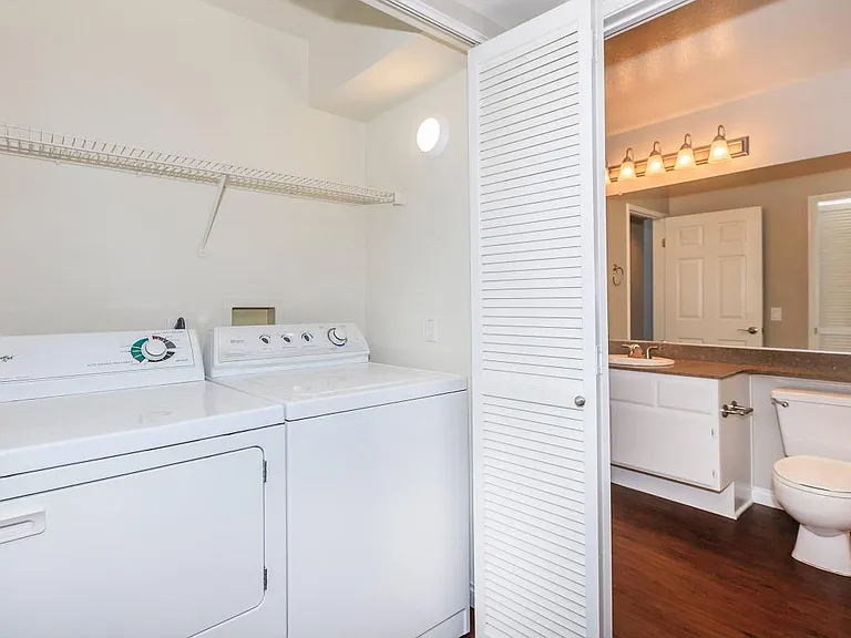 26160 Laguna Ct — Photo 7