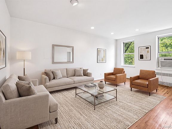3rd image of 247 Parkview Avenue #3P