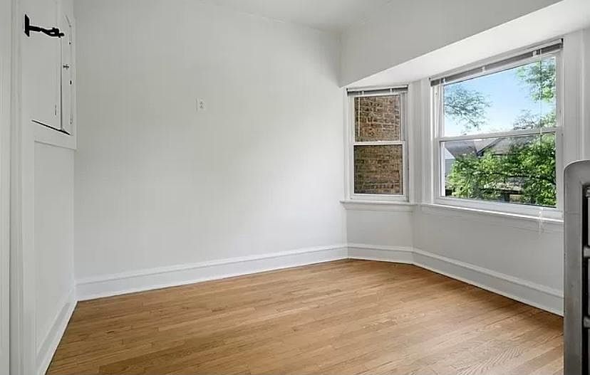 1st image of 2056 W Cuyler Ave #2