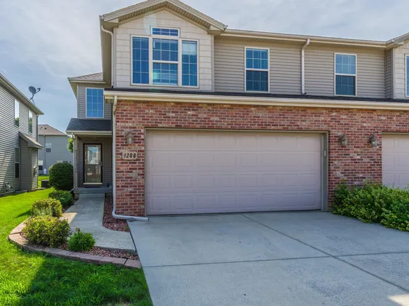 1208 Heron Dr, Normal, IL 61761