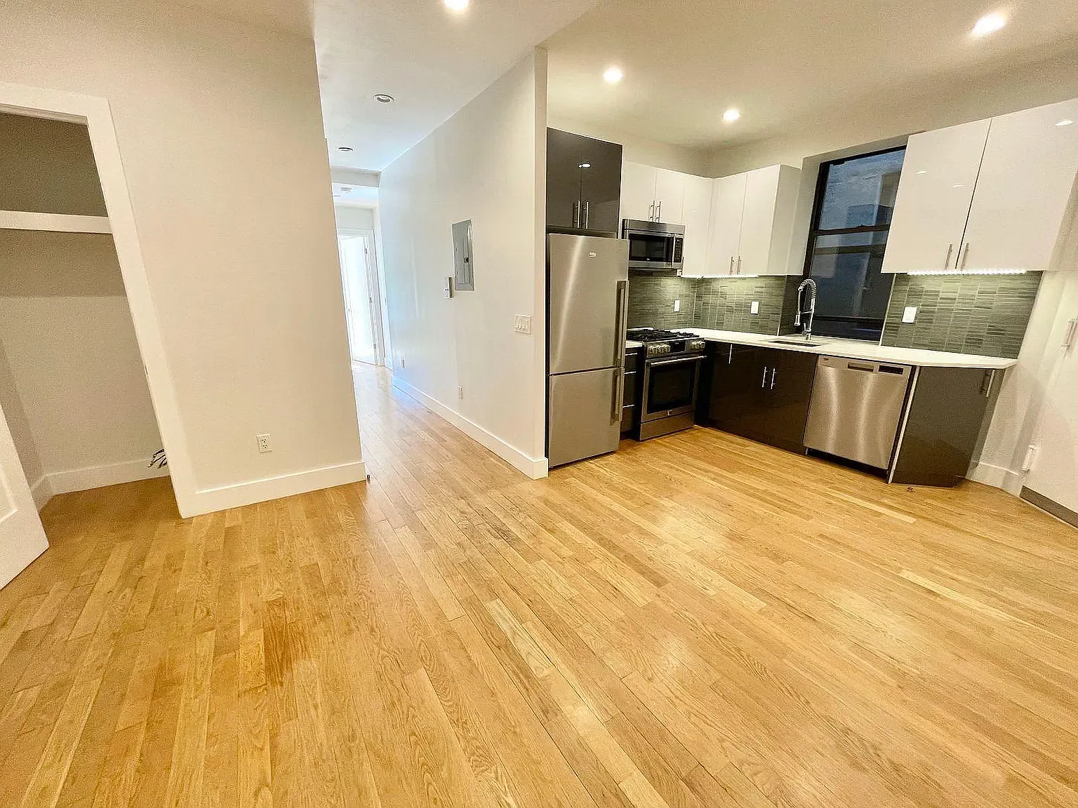 2053 Frederick Douglass Boulevard — Photo 2