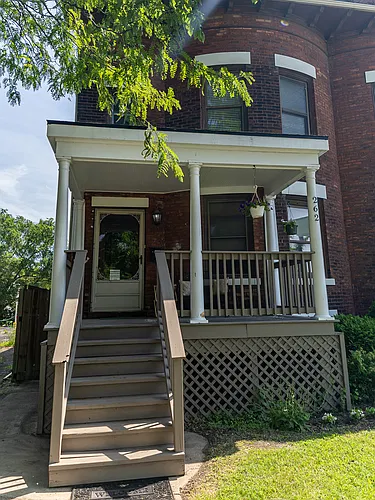262 W Grand Blvd Photo 1