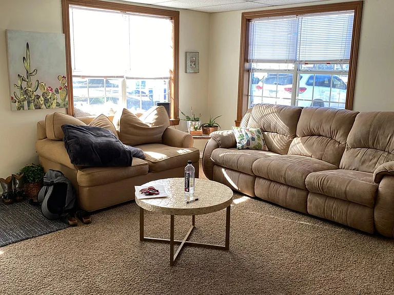 319 N Duncan St — Photo 2