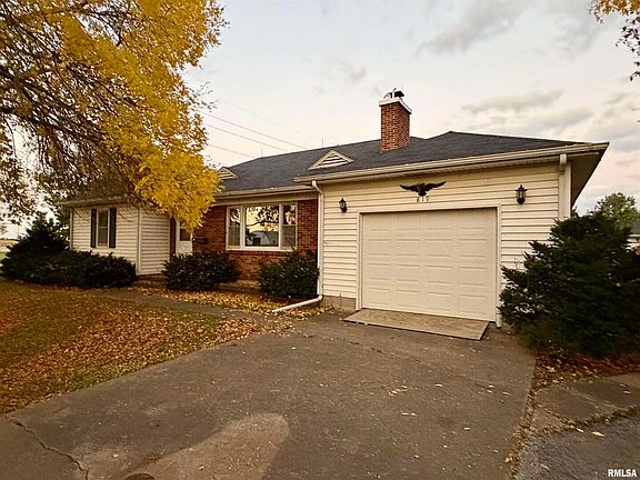 2nd image of 819 Park St
