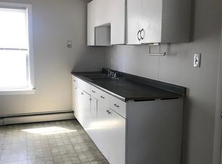 24 1/2 Orth St FLOOR 2, Pawtucket, RI 02860