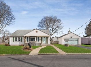 198 Burgess Ave, Pawtucket, RI 02861