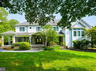 3801 Glenbrook Rd, Fairfax, VA 22031