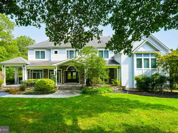 3801 Glenbrook Rd, Fairfax, VA 22031