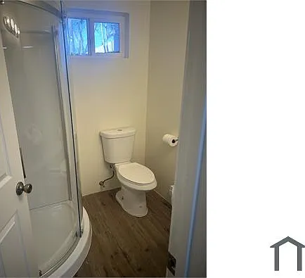 221 Crestview Dr SW #B — Photo 2
